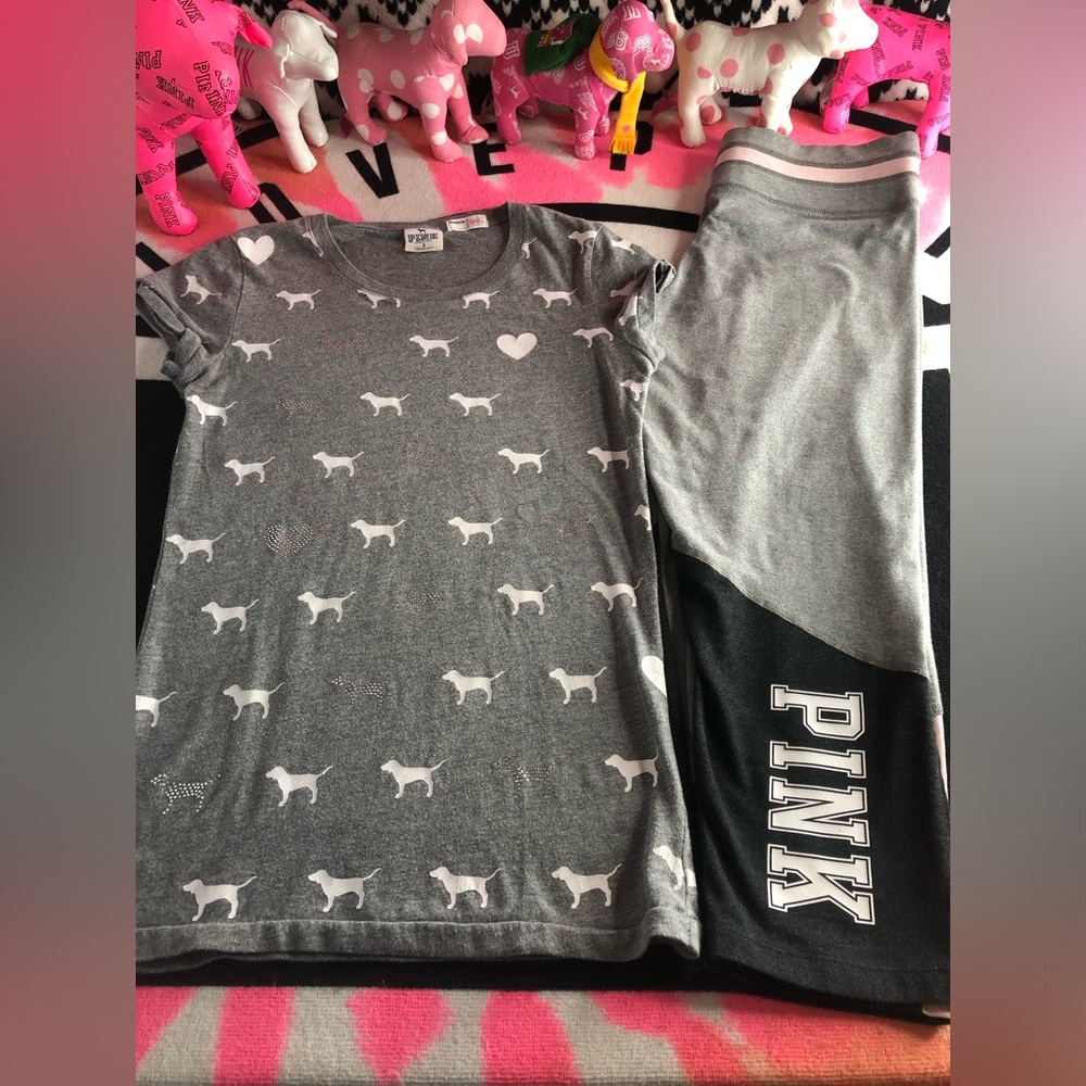 2008 Rare Victoria's Secret Pink Bling Dog Print Tee and Matching Yoga Capris